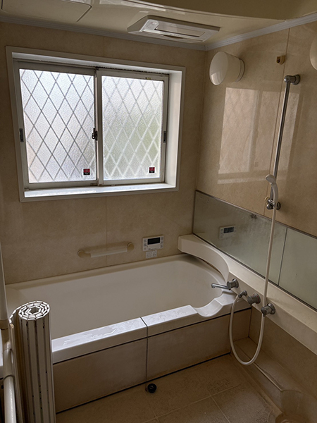 戸建て住宅の設備工事　バスルーム施工前