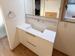 戸建て住宅の設備工事　洗面台